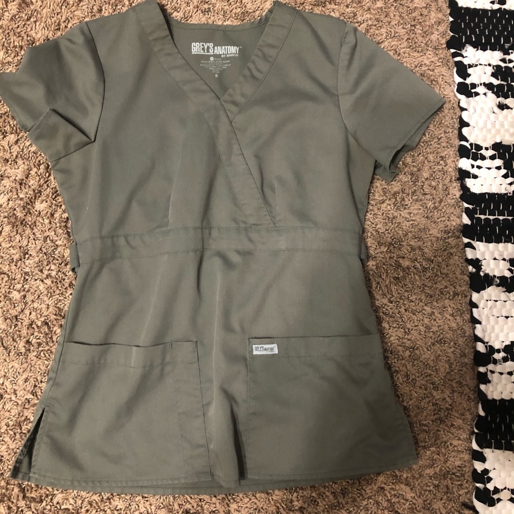 Greys anatomy scrub top